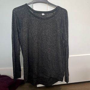 Woman’s Old Navy long sleeve